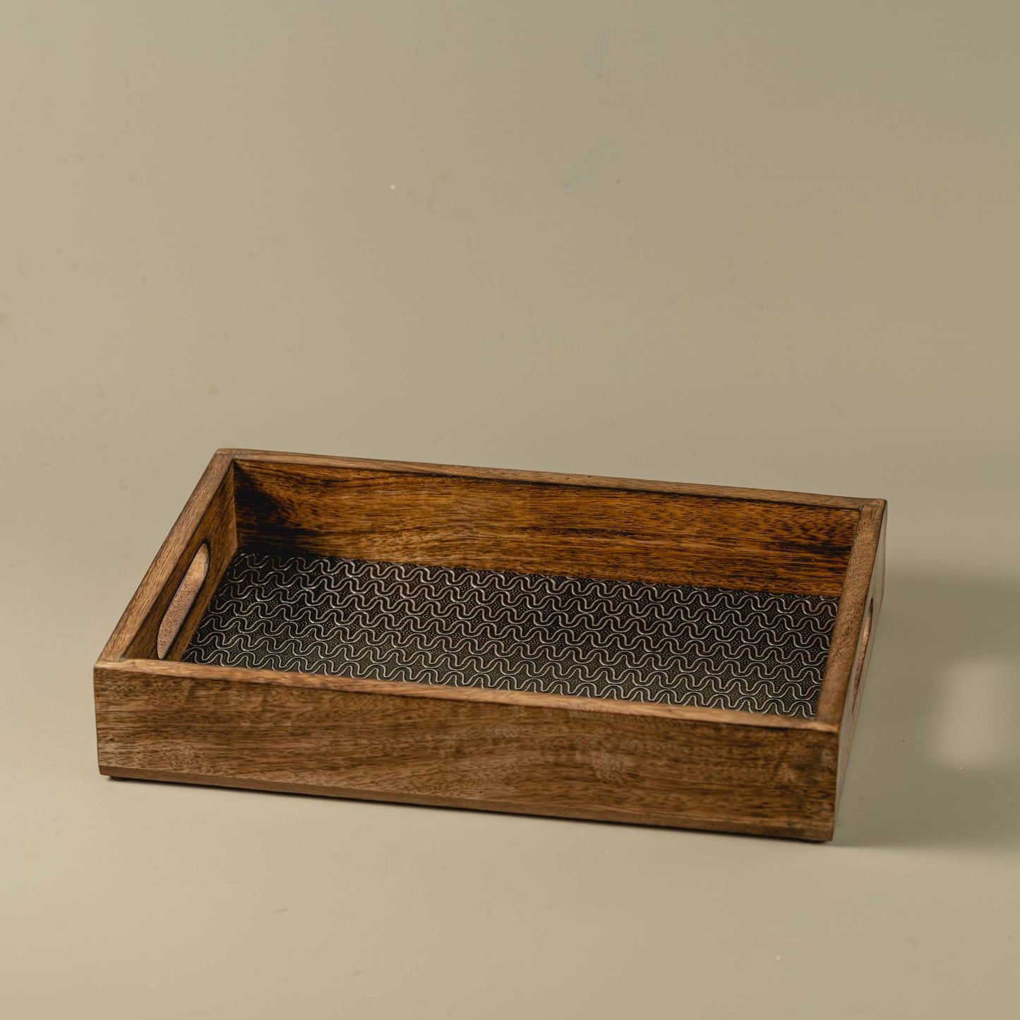 Gart - Rectangular wooden serving tray with metalwork