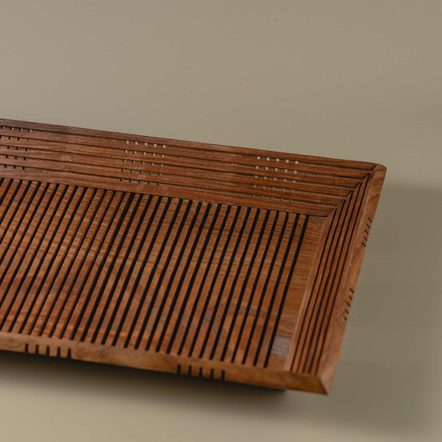 Jaali - Wooden mesh style serving tray