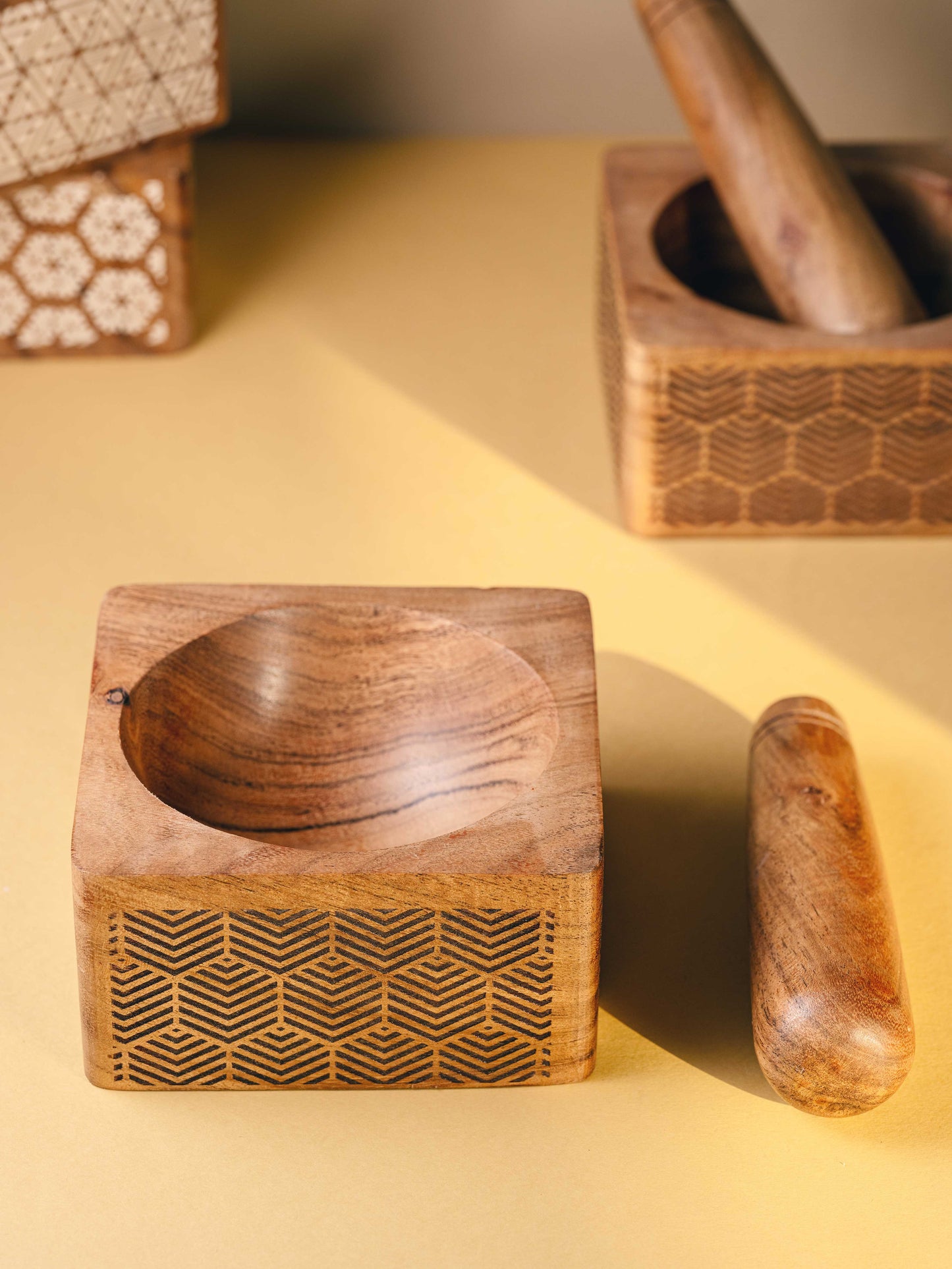 Okhli - Engraved wooden mortar pestle set | Hexagon design