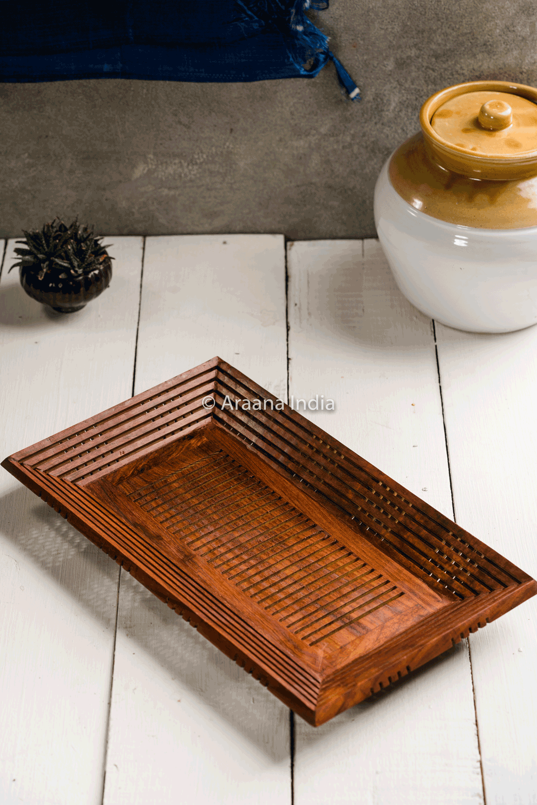 Jaali - Wooden mesh style serving tray