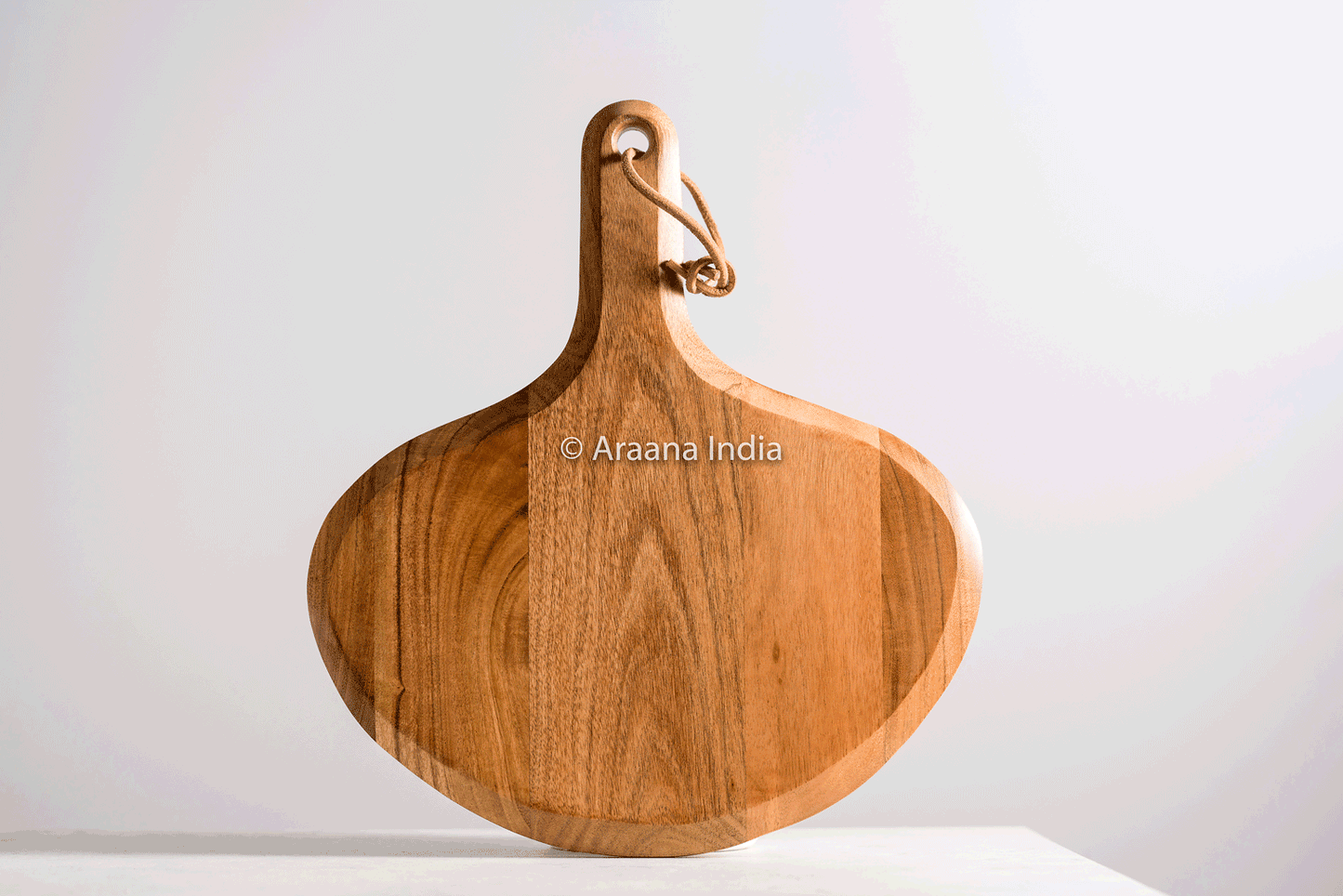 Tal - Oval chopping board with handle