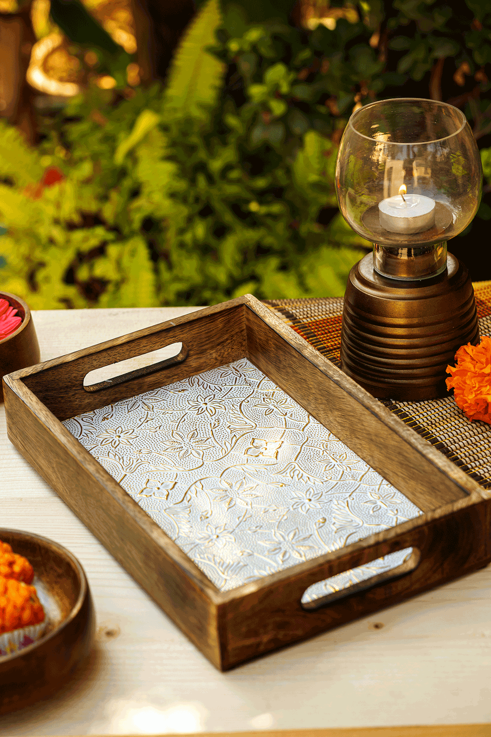 Gart - Rectangular wooden serving tray with metalwork