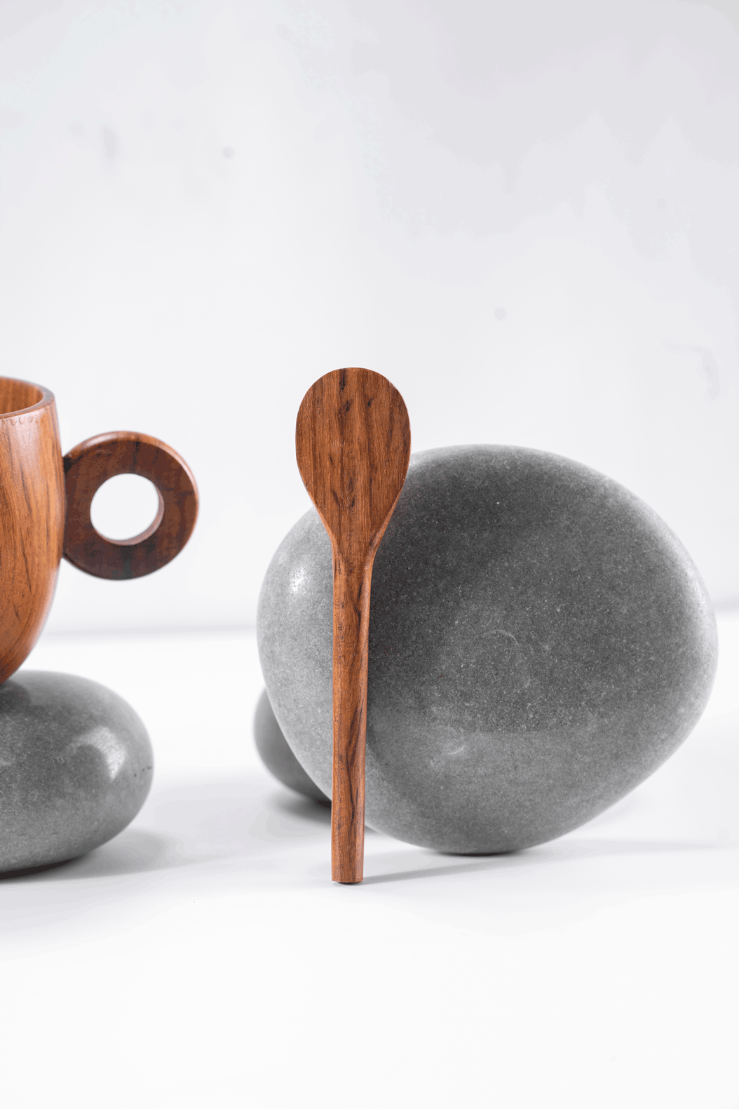 Shikora - Wooden cup saucer and spoon set