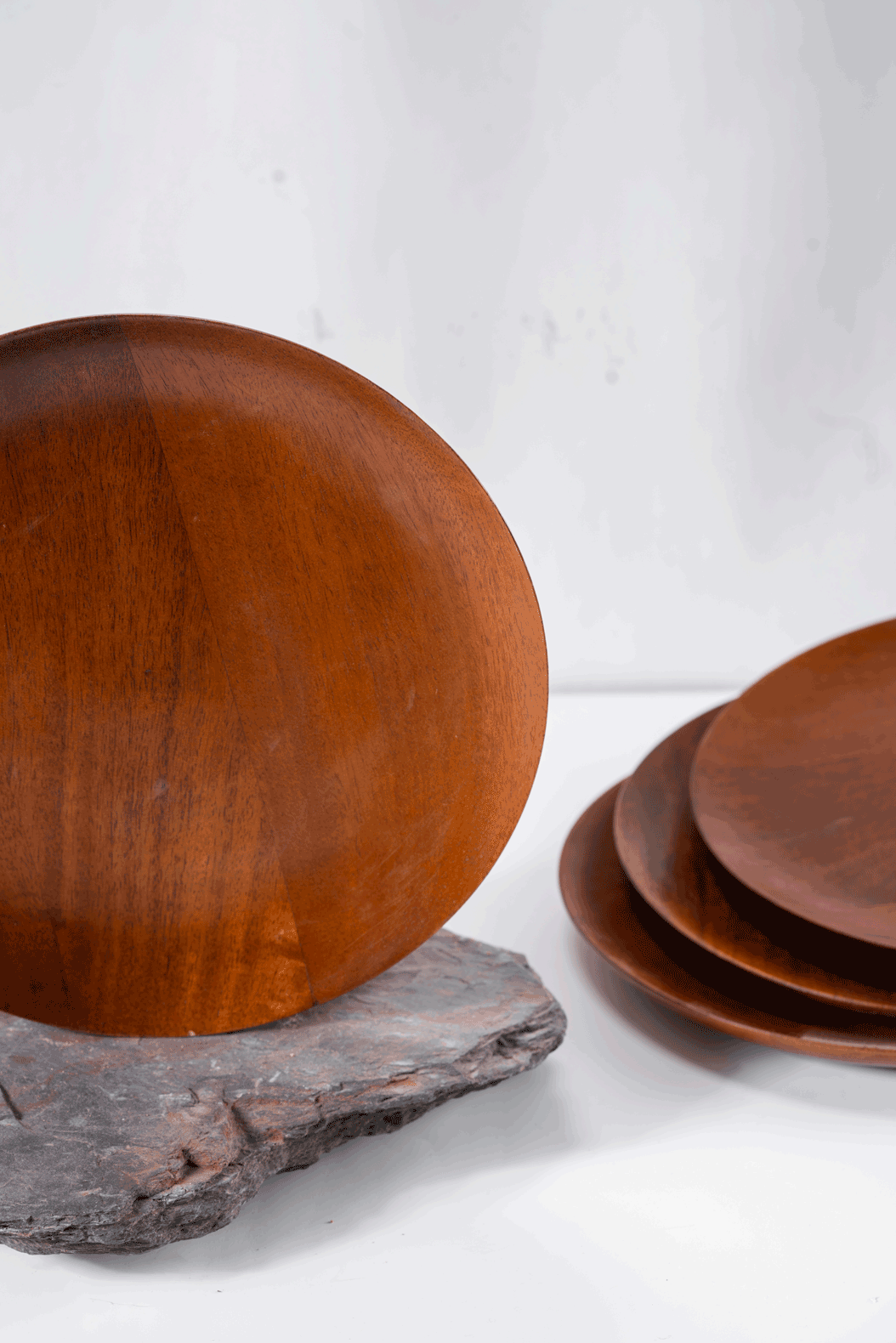 Chakr - Set of 4 wooden plates